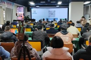 「同频共振，共创增长」抖音安徽服饰商家运营实战分享会成功举办